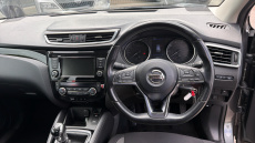 Nissan Qashqai 1.3 DiG-T Acenta Premium 5dr Petrol Hatchback